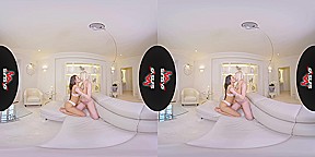 Hands on Cumshot - Incredible Threesome with Lexi Bona and Marylin Sugar