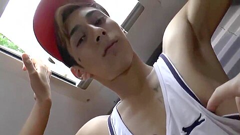 Handsome Twink Serviced And Gets Foot Massage