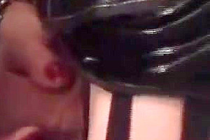 Heavy Makeup Transvestite assfuck 02