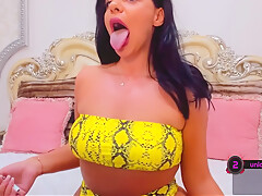Hot Busty Webcam Babe Masturbate Solo