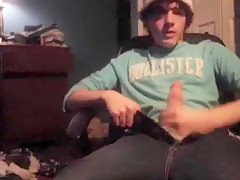 Hot College guy Jacking off on Cam