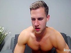 Hot Muscular Guy Webcam Masturbation
