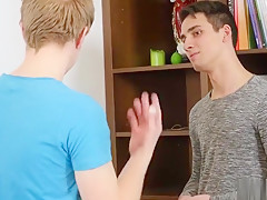 Hot twinks bareback and cumshot