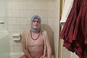 Housewife Sveta In Bathroom  2021-01-25
