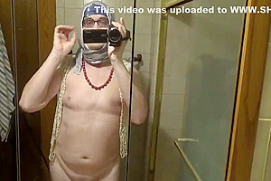 Housewife Sveta In Bathroom  2021-01-25