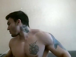 Huge Muscle Man Jerking Off