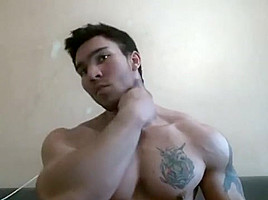 Huge Muscle Man Jerking Off