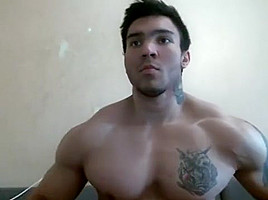 Huge Muscle Man Jerking Off