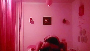 Il baise une pute au joli cul
