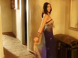 Indian Step sister Turns Seductive At Night