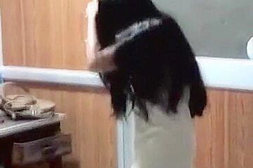 Indian amateur pair filming their copulation on camera