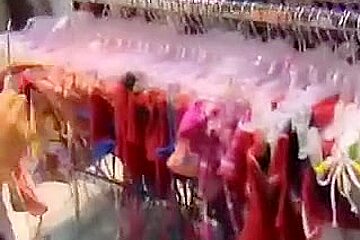 Indian tourist copulates bf in changing room