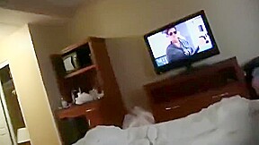 Indiana no motel brincando
