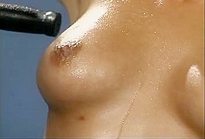 Iranian Melody working up a sex sweat on the gym