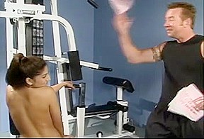 Iranian Melody working up a sex sweat on the gym