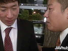 JAVHUB Meary Hayakawa fucks a random older man