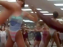 Jamie Lee Curtis - Perfect (slow motion)