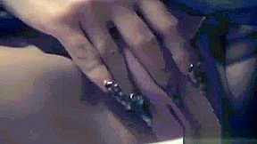 Japanese babe fingers