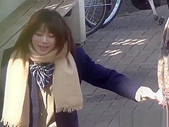 Japanese teens 18+ urinate