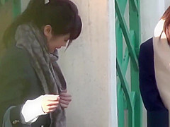 Japanese teens 18+ urinate