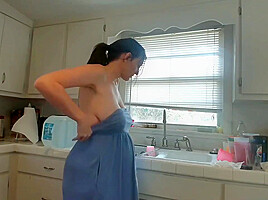 Kelly Payne - Passive & Submissive Pregnant Step mom