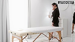 Lady Gang In Hot Client Fucked In The Ass By Massage Therapist Pavlos Extrem