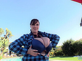 Lana Kendrick - Poolside Plaid 1