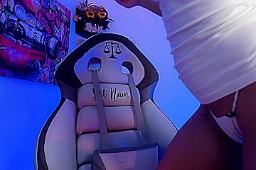 Latina teen 18+ Deepthroat Huge Bbc Dildo Before Taking It In H