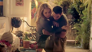 Leticia Colin in 'Air Bridge' (2015)