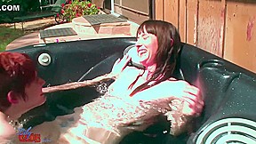Lily Cade - Thelma Lily Tub