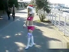 Low quality video of girl walking around nude with body paint