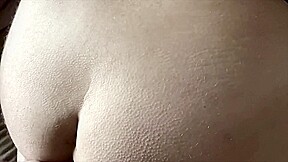 Ma salope se gode la chatte pour vous