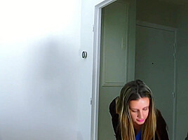 Marina, 20, sociology student 18+ in Paris!