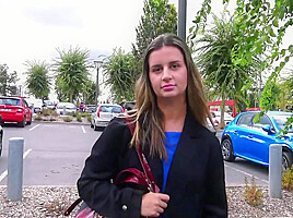 Marina, 20, sociology student 18+ in Paris!
