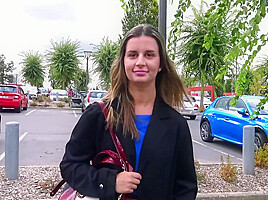 Marina, 20, sociology student 18+ in Paris!