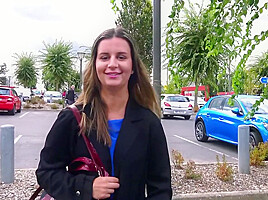 Marina, 20, sociology student 18+ in Paris!