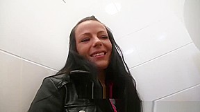 Maya from DATES25 COM - Mofos gimme a peek