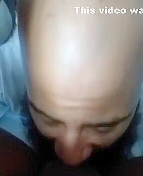 Me eating my wife pussy