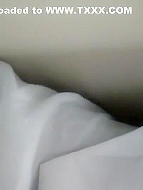 Me eating my wife pussy
