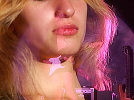 My Guitar 2 - Carol O