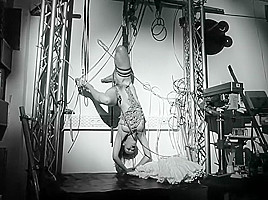 Naked on Stage-60 N5