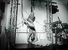 Naked on Stage-60 N5