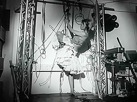 Naked on Stage-60 N5