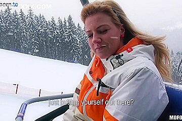 Nathaly Cherie - Flashing Double-ds While She Skis