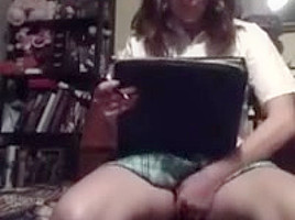 Nerdy college girl takes study break to fuck herself