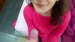 Nyna21 loves being mouthfucked and squirting with her boyfriend