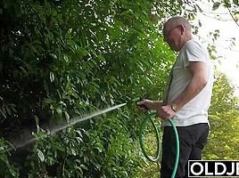 Old and Young Porn BustyTeen Gets Wet and Sucks Cock