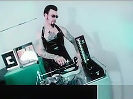 Orgasmic Snatch Gets Pounded By Two Cocks