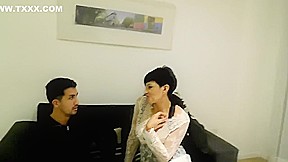 POLIAMOR MARIDO TRAE AMANTE A SU MUJER , MATRIMONIO DE TRES PARTE 1