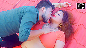 Peeping Tom – Sexy Hindi Movies – 2
